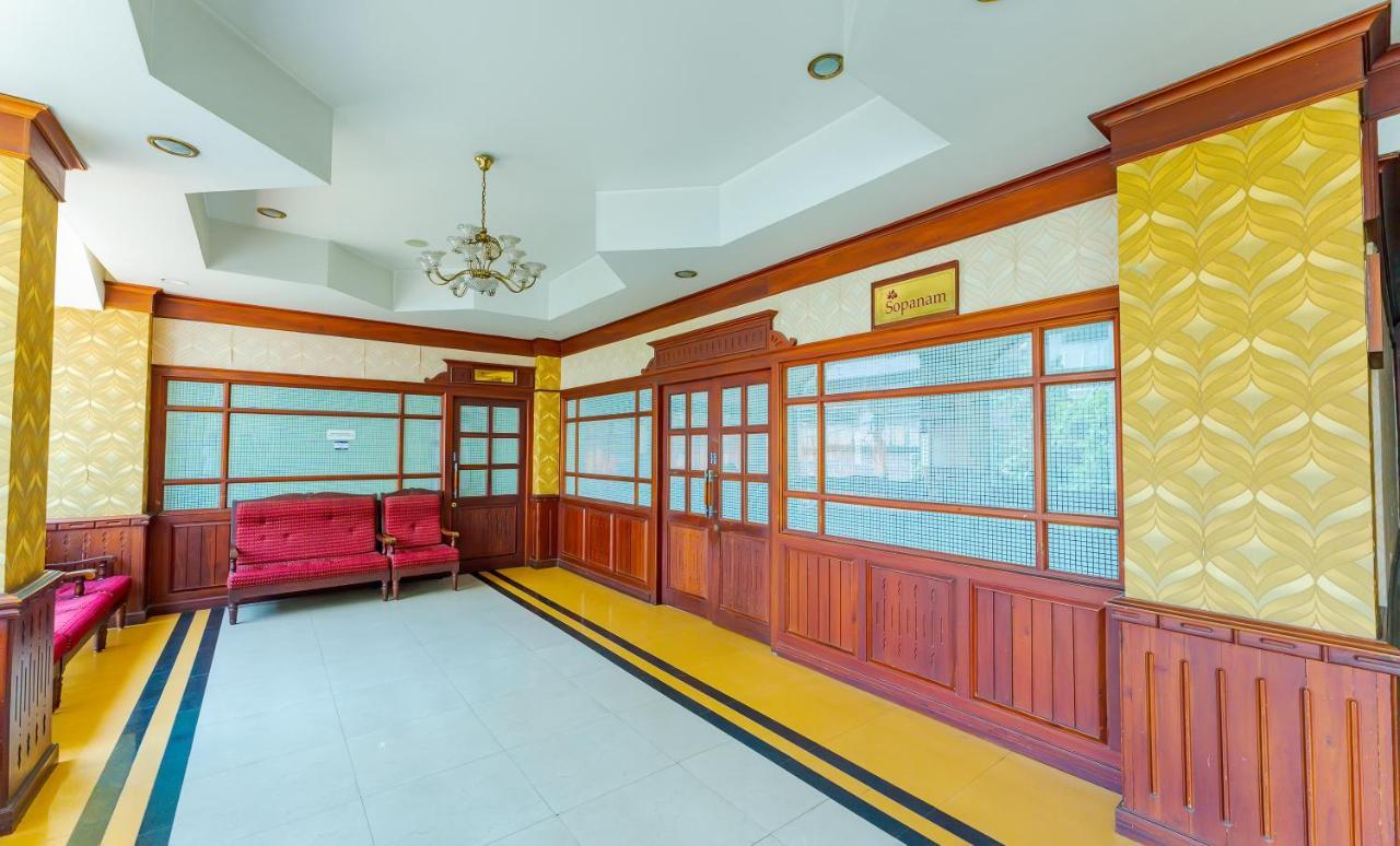 Hotel Orchid Residency Kottayam Esterno foto