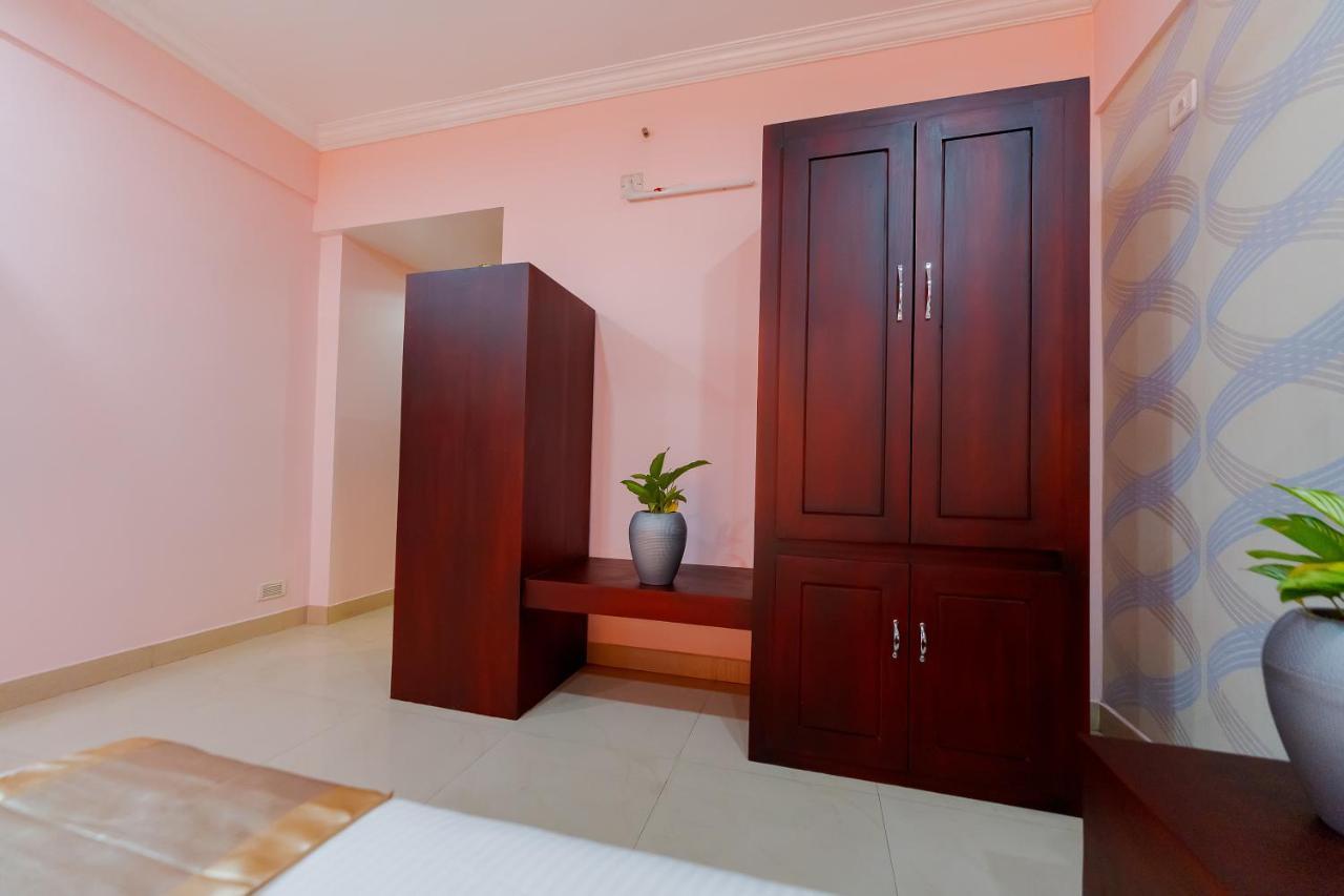 Hotel Orchid Residency Kottayam Esterno foto