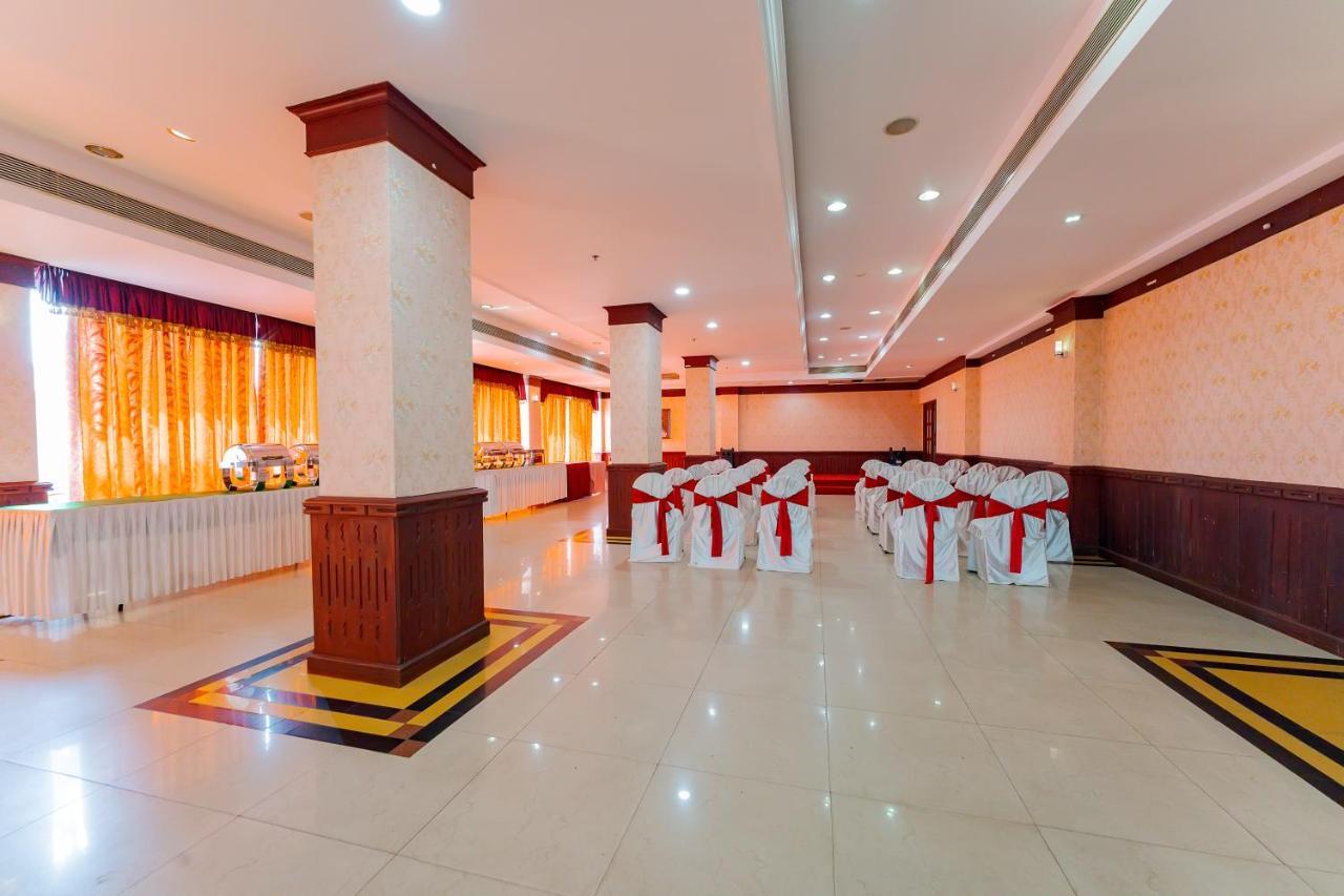 Hotel Orchid Residency Kottayam Esterno foto