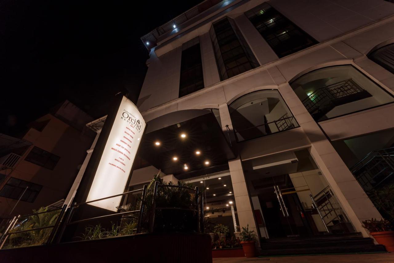 Hotel Orchid Residency Kottayam Esterno foto