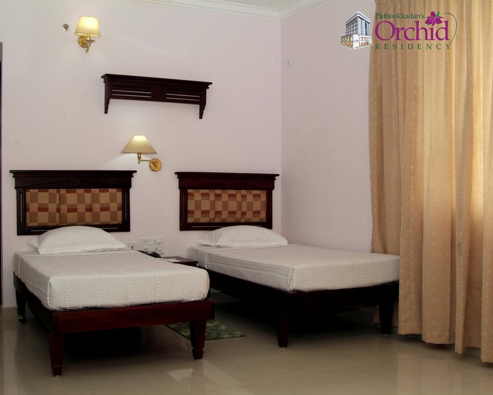 Hotel Orchid Residency Kottayam Esterno foto