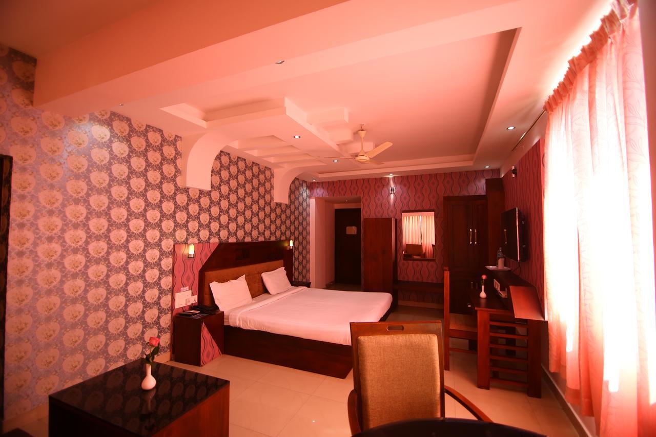 Hotel Orchid Residency Kottayam Esterno foto